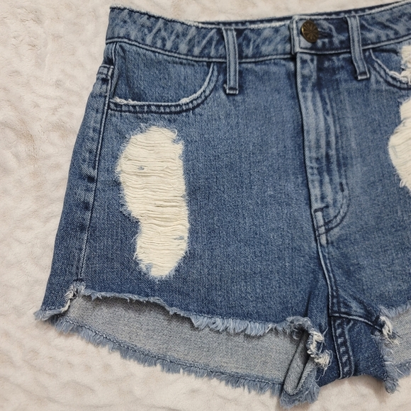 Show Me Your Mumu Dallas High Waisted Short Women's Size 27 Medium Wash - Picture 3 of 15